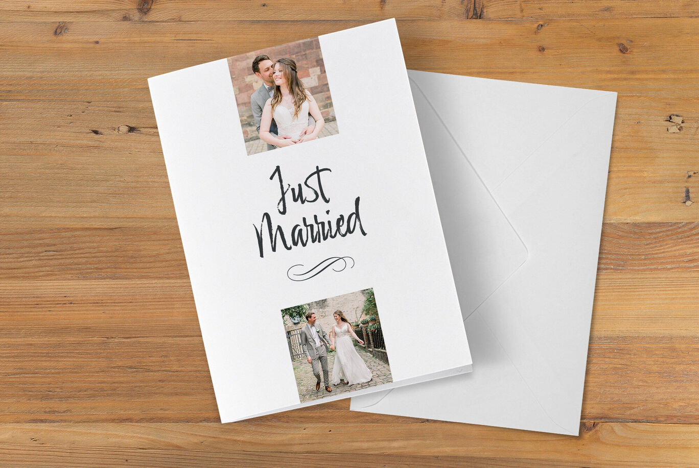 Svadobná karta s nápisom 'Just Married' a dvoma fotografiami nevesty a ženícha